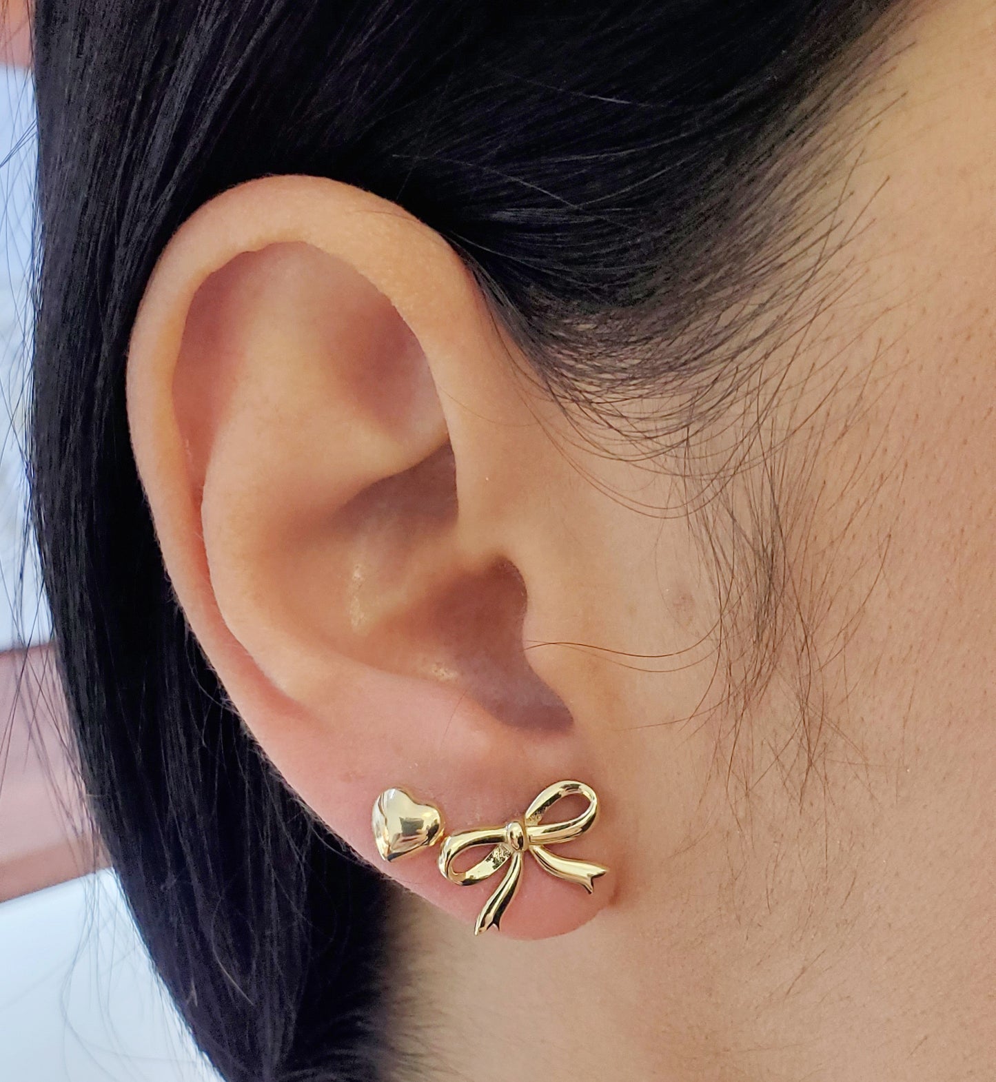 Large Bow Design Earring