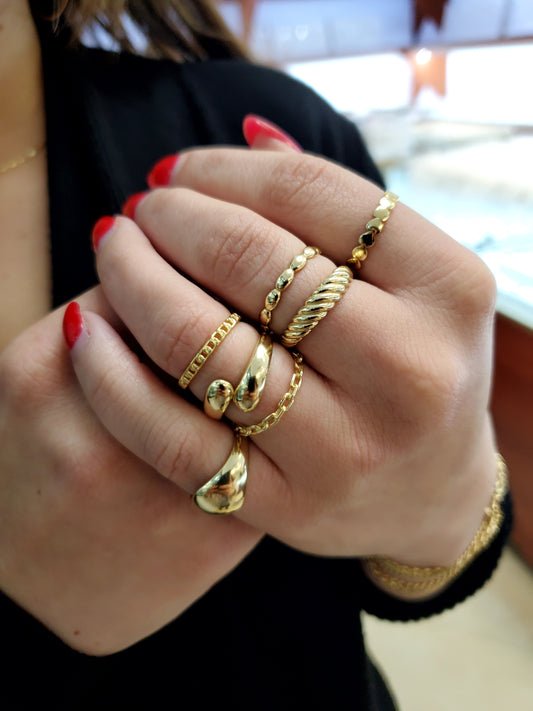 Heart Band Ring 14K Gold