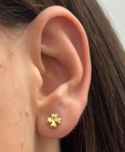 Medium Clover Stud Earrings