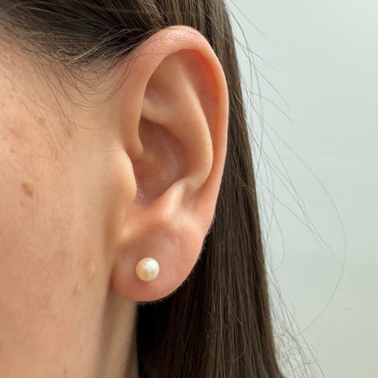Single Stud Pearl 5mm
