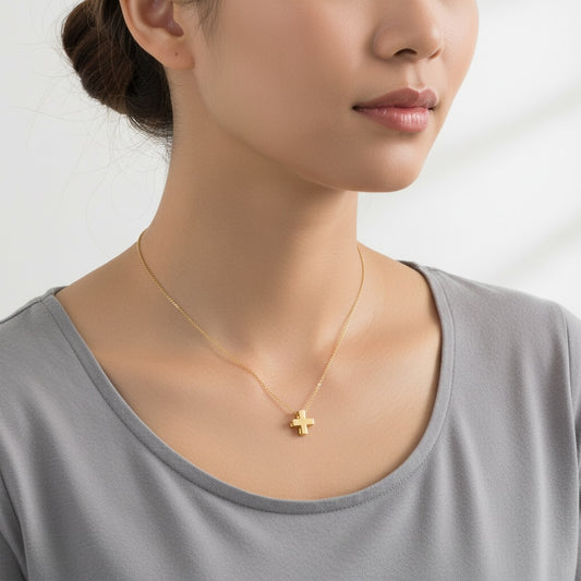 Single Square Cross Pendant Necklace