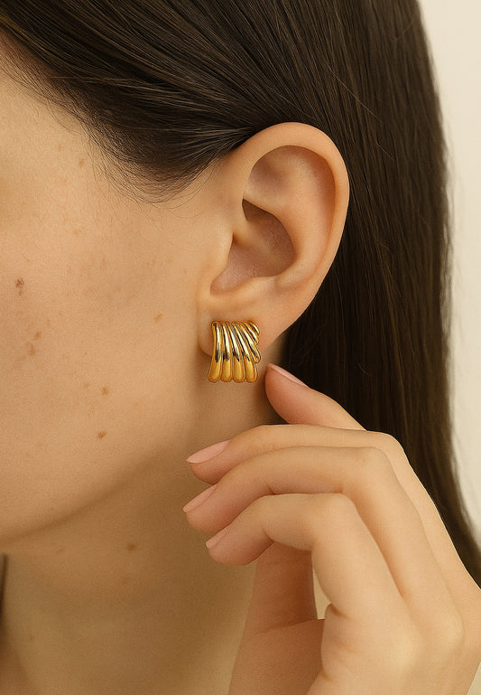 Gold Fancy Ribbed Earrings
