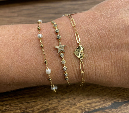 Elegant Radiant Gold Heart Paperclip Bracelet