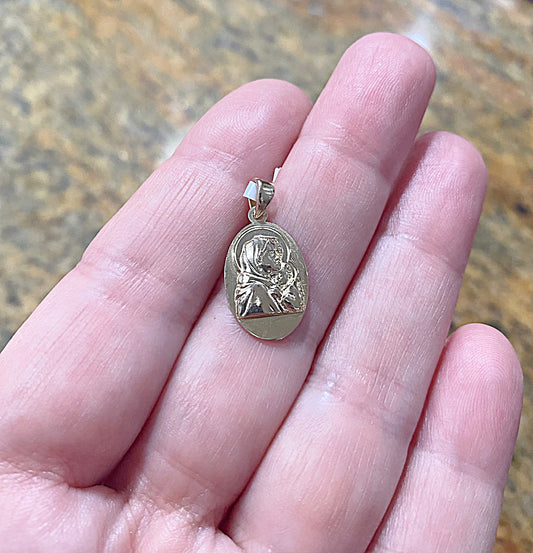 Madonna And Child Devotion Medal 14K Solid Gold Oval Pendant 18x11mm