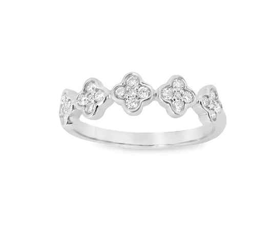 Clover Diamond Ring