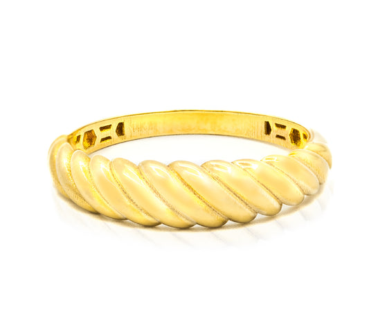 Ribbed Dome Ring