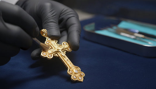 Professional Gold Jewelry Cleaning: Preserving Brilliance and Heritage