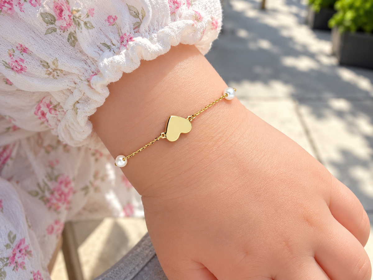 14K Yellow Gold Heart & Freshwater Pearl Bracelet