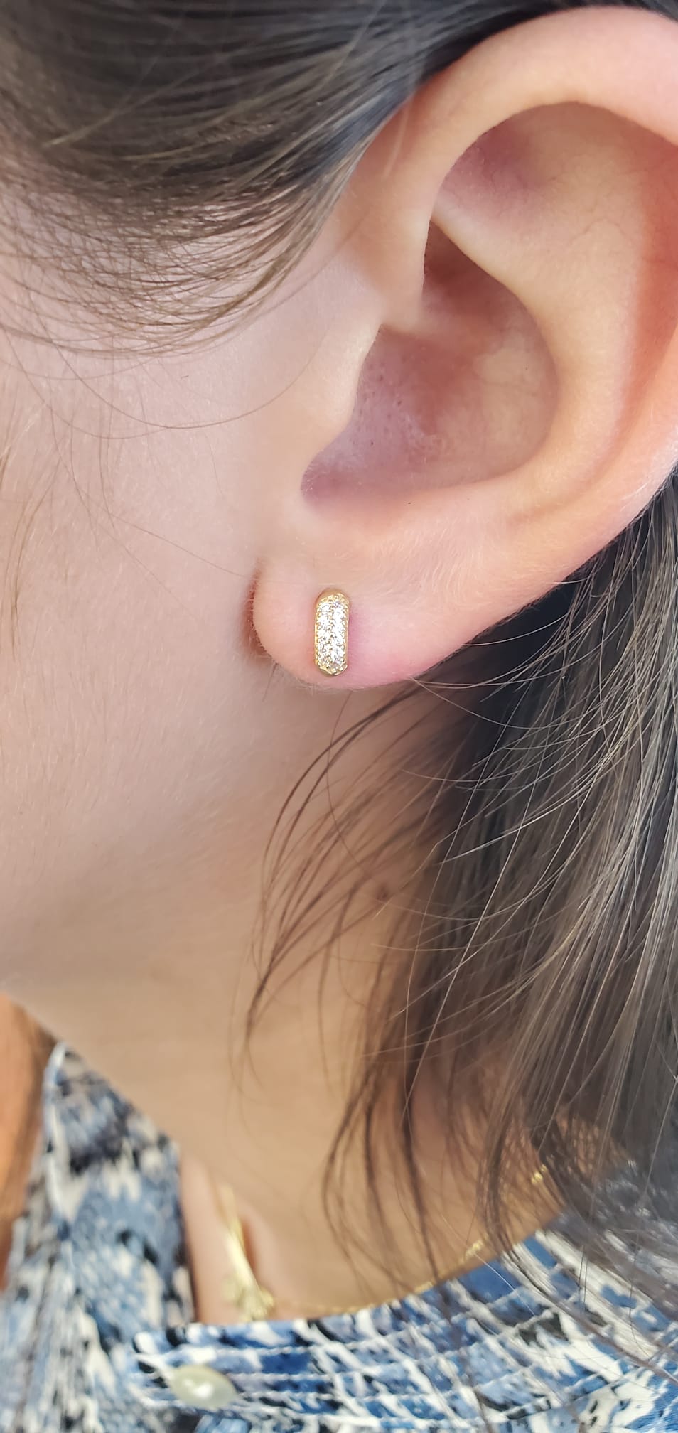 14k Gold Miniature CZ Curved Bar Earring