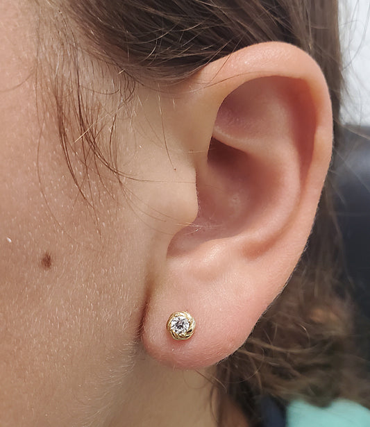 Classic Cubic Zirconia Rope Bezel Stud Earrings