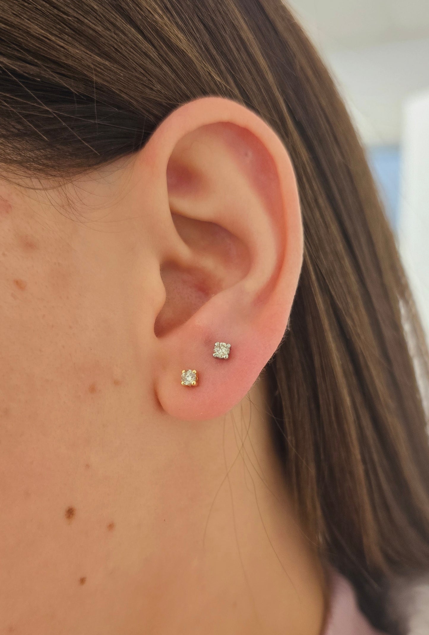 Single diamond Baby Earring