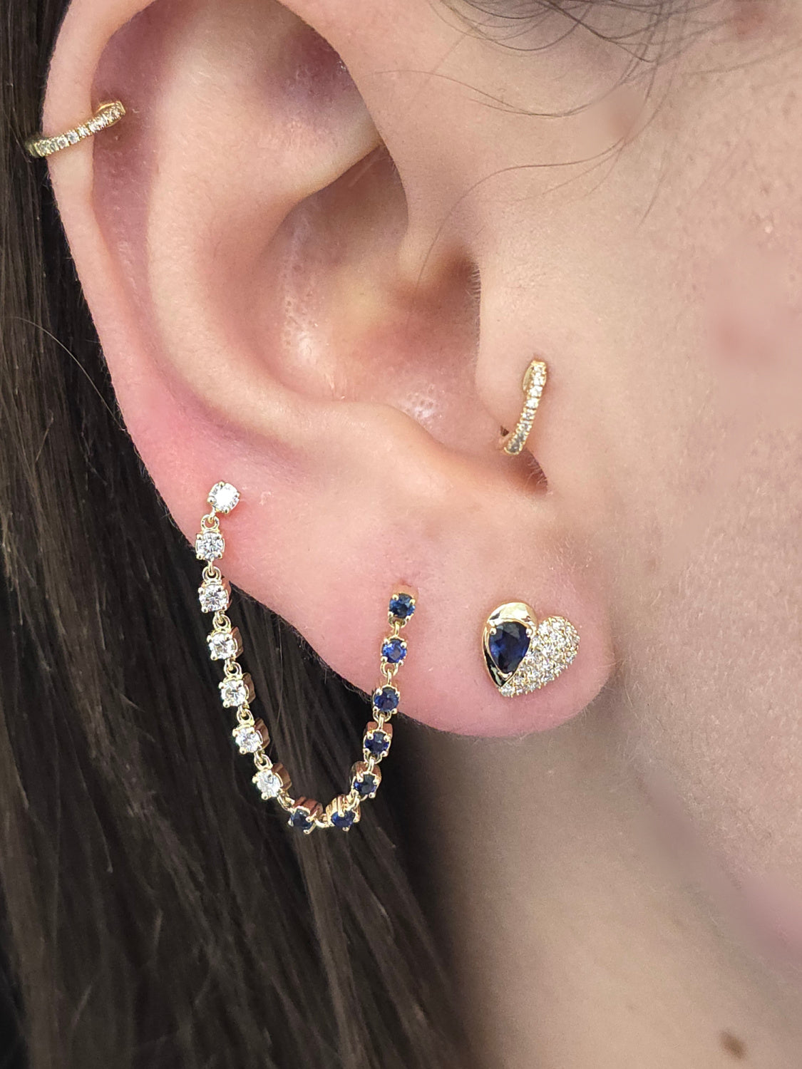 Single Chain Half Color Stone And Diamond Connector Dangle Earring