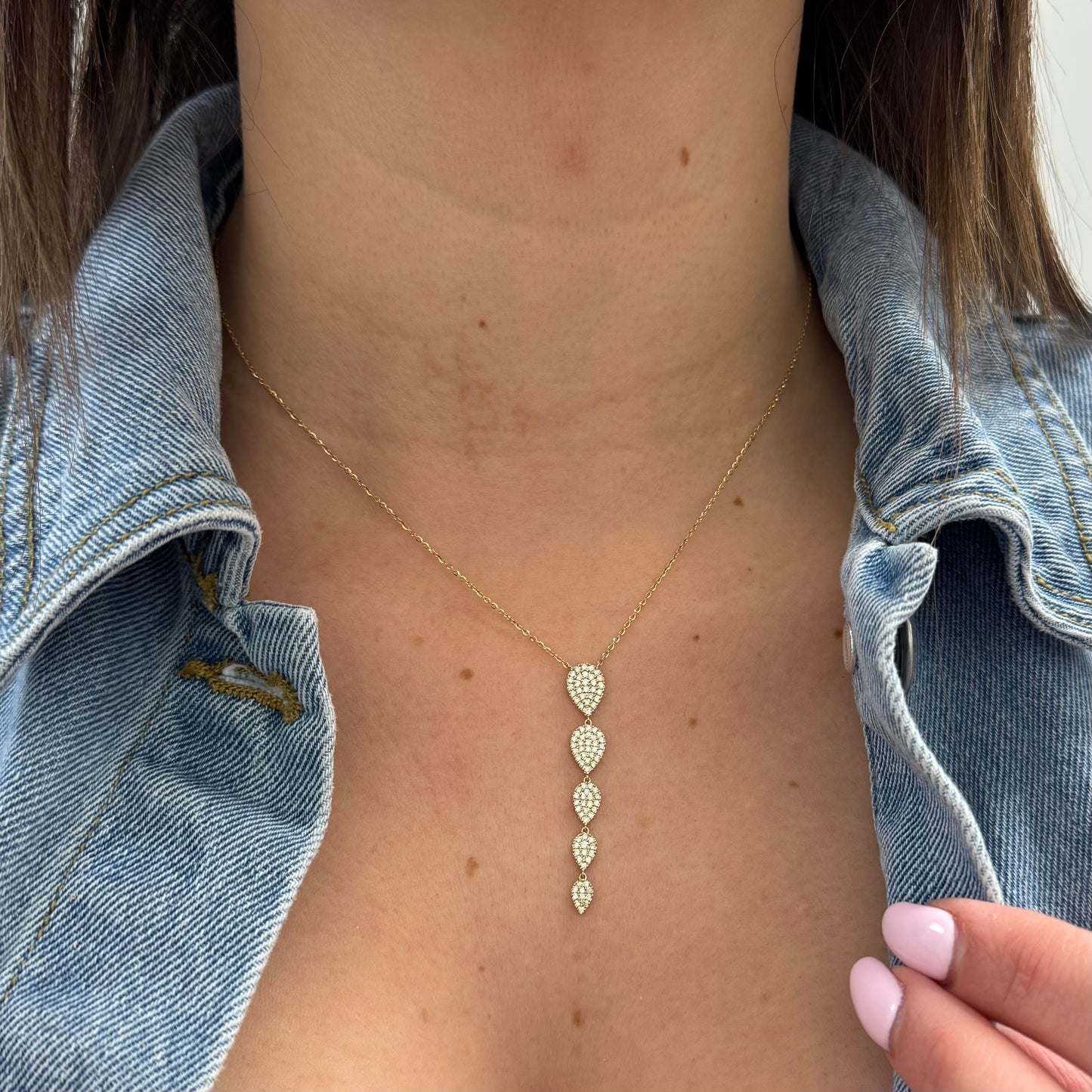 14K Gold Graduated Pear Diamond Pave Drop Lariat Necklace