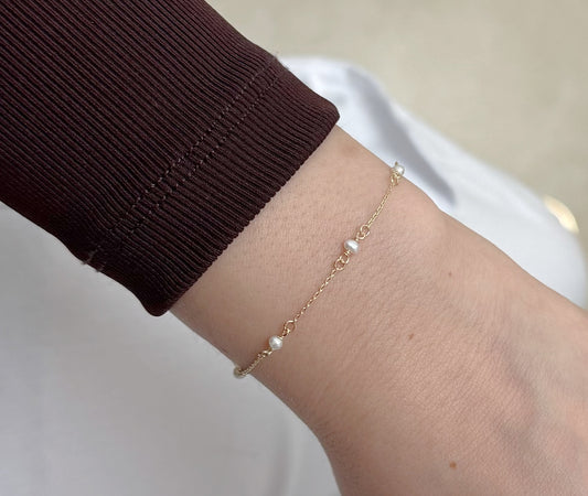 Dainty Fresh Water Pearl Station Bracelet