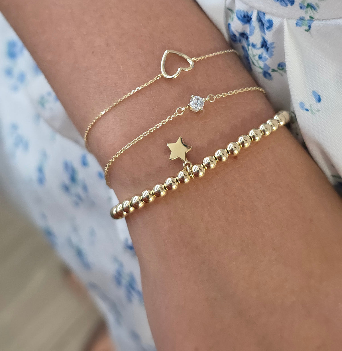 Single Star Dangle Gold Filled Bead Elastic Bracelet