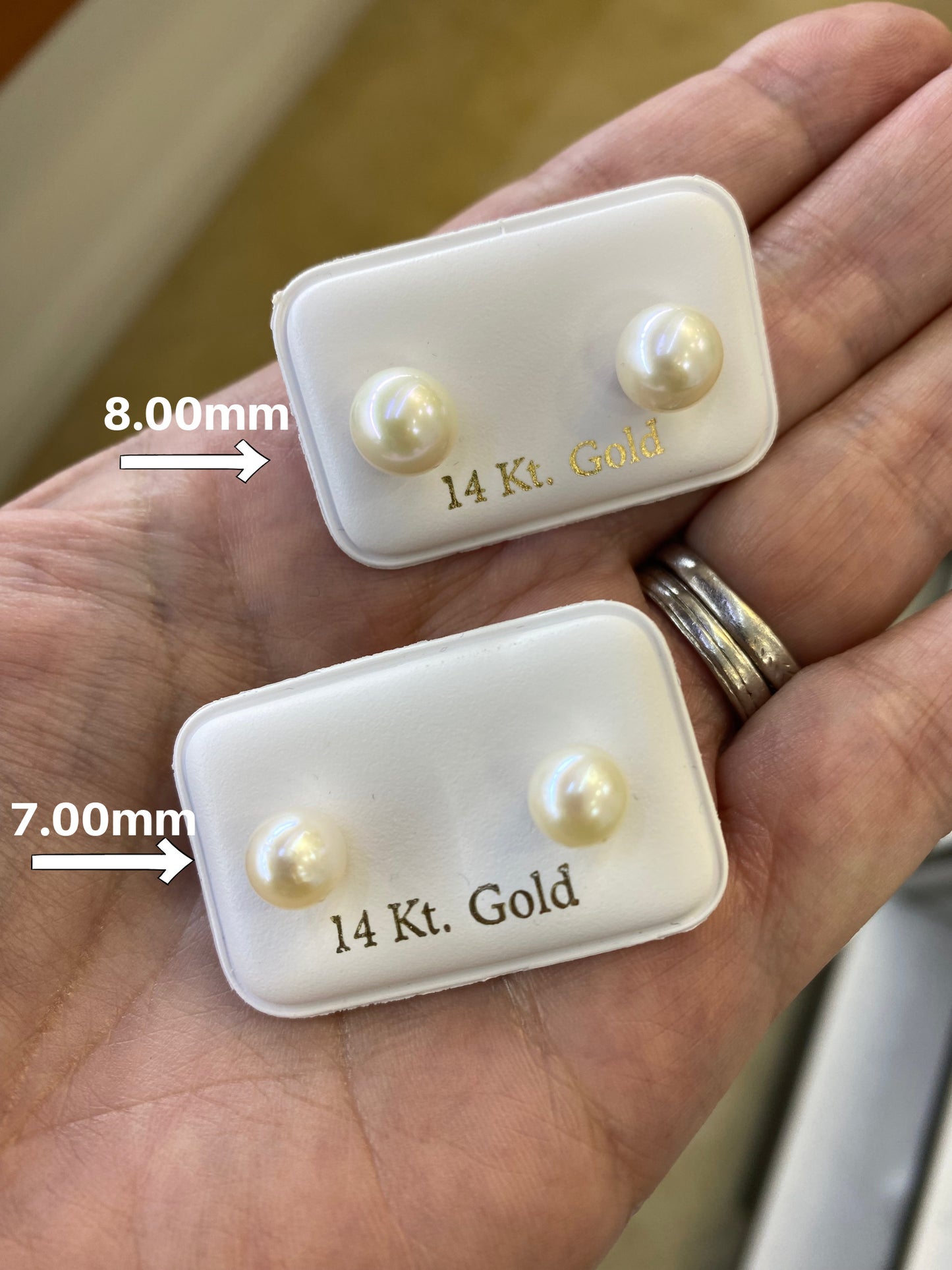 Fresh Water Pearl Stud Earrings 7mm