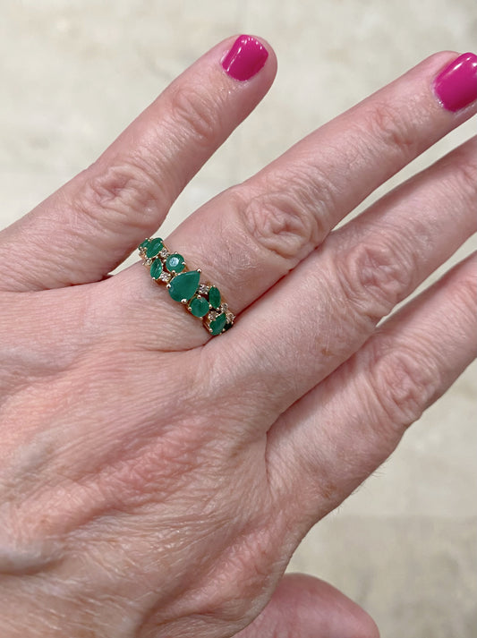 Radiant Cascade: 14K Gold Multi-Cut Gemstone Cluster Ring with Diamonds