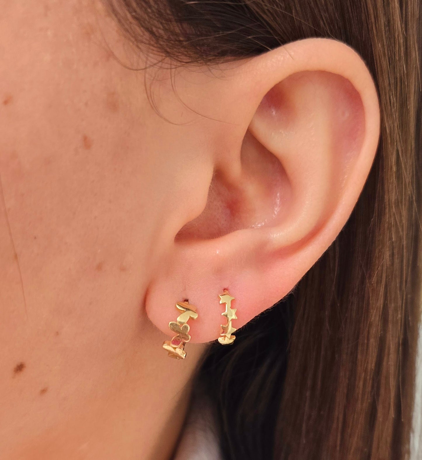 Small Star Studded Huggie Hoop Earrings 14K Yellow Gold
