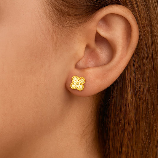 Dainty Beaded Border Radiant Fluted Design Clover Stud Earrings