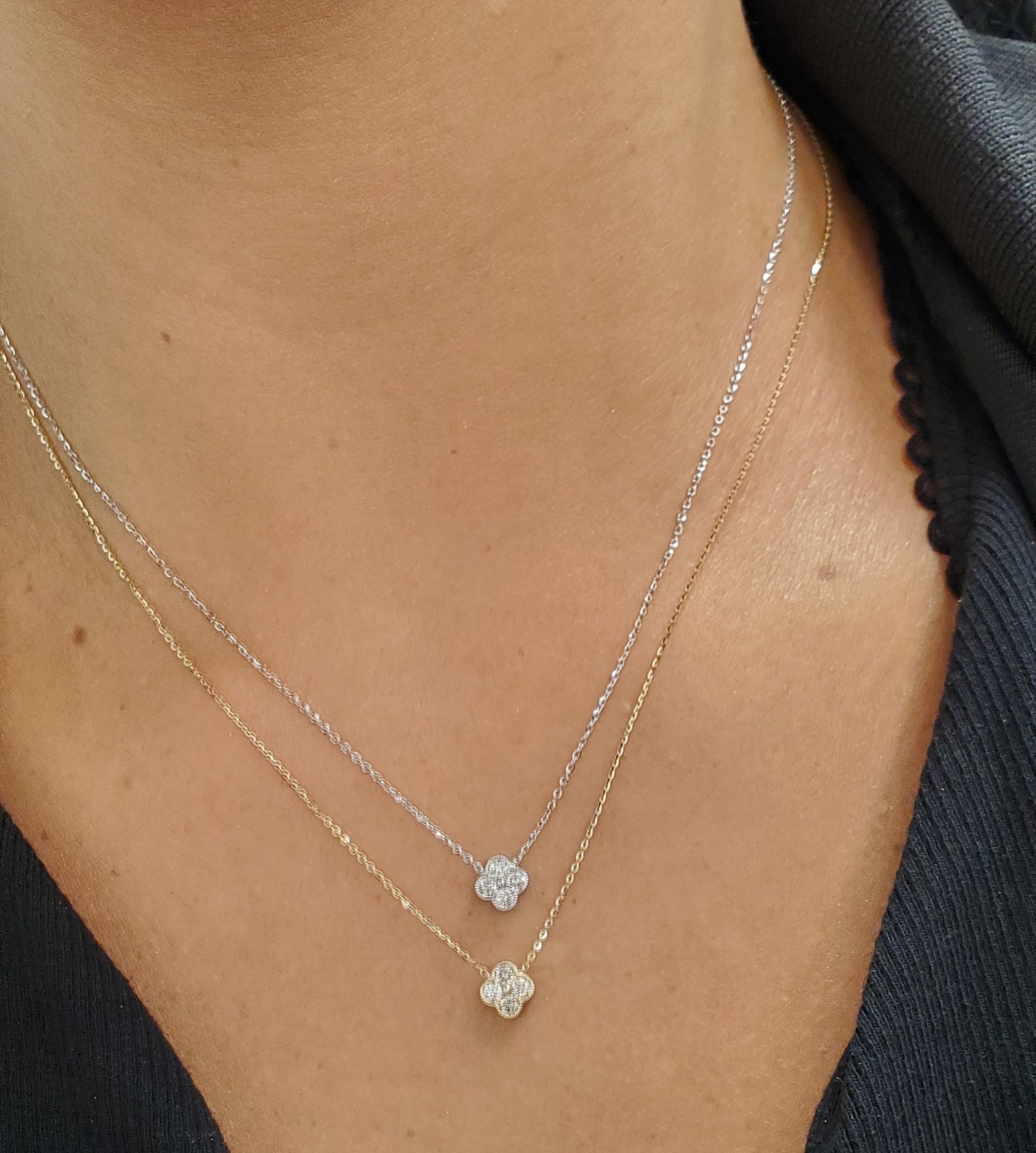 Single Clover Diamond Necklace