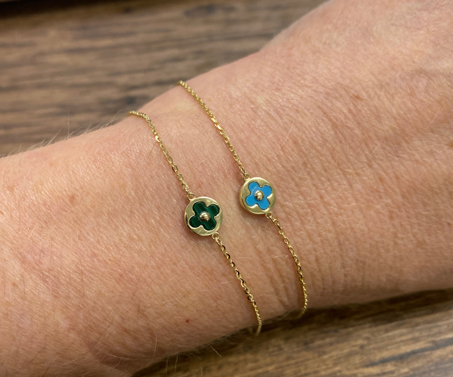 Single Circle Color Stone Clover Bracelet