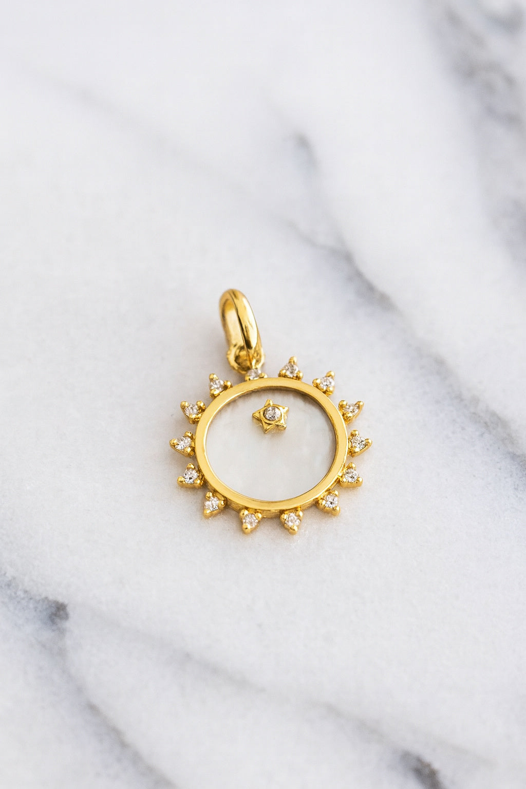 Round Mother of Pearl Celestial Pendant – 14mm