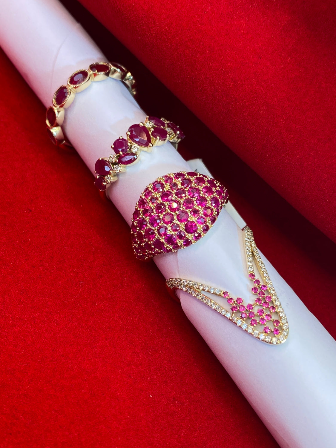 Sexy V Diamond And Color Stone Ring
