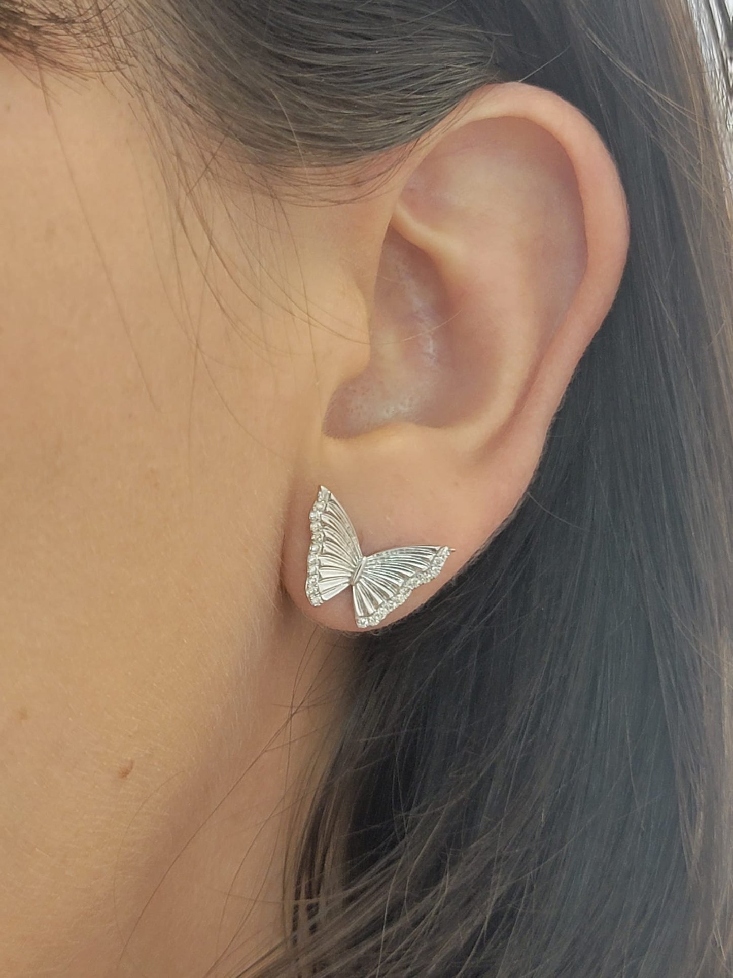 Diamond Butterfly Ribbed Design Earrings 14K Gold